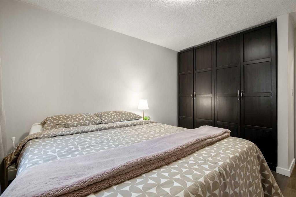 301-523 15 Avenue Sw, Calgary, AB - Indoor Photo Showing Bedroom