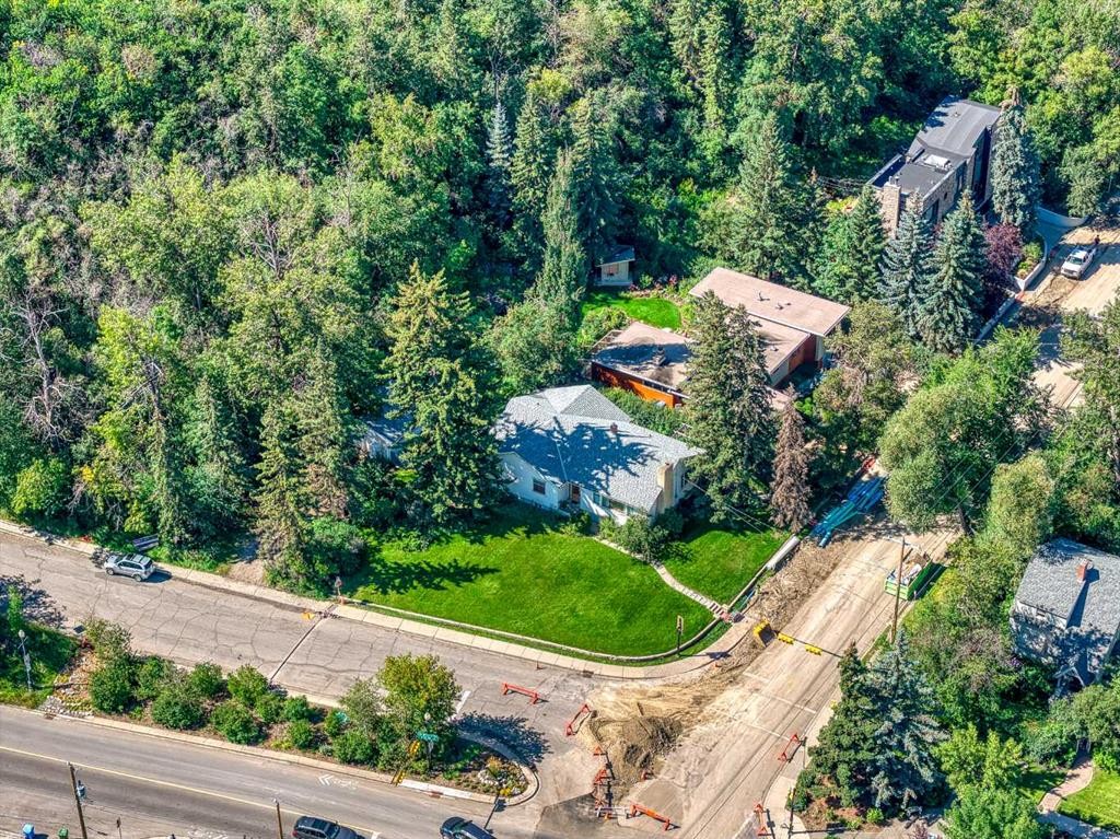 3205 4 Street Sw, Calgary, AB - Outdoor