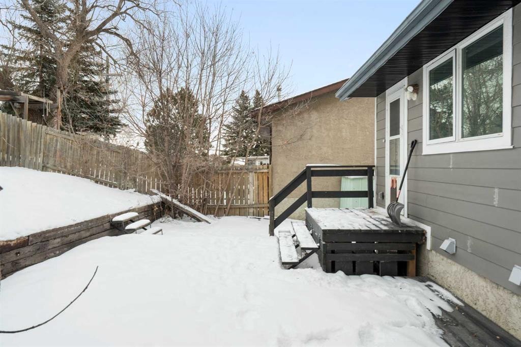 80 Ogmoor Crescent Se, Calgary, AB - Outdoor With Exterior