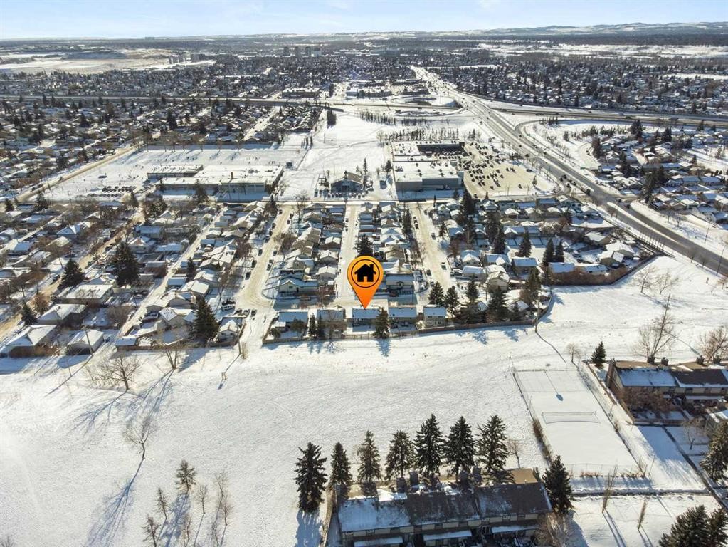 80 Ogmoor Crescent Se, Calgary, AB - Outdoor With View