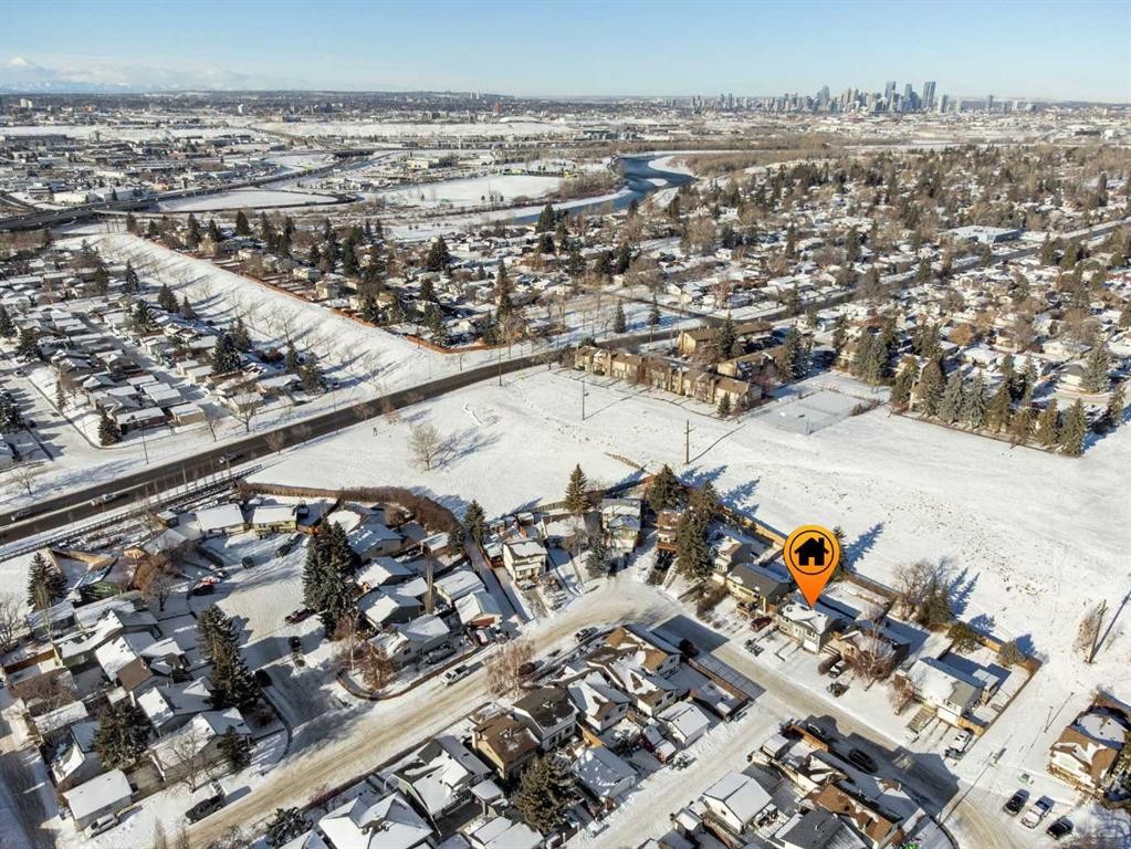 80 Ogmoor Crescent Se, Calgary, AB - Outdoor With View