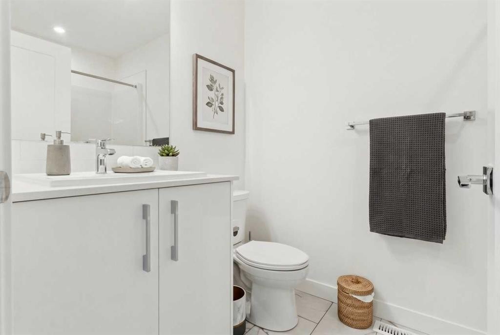 122-1862 Cornerstone Boulevard, Calgary, AB - Indoor Photo Showing Bathroom