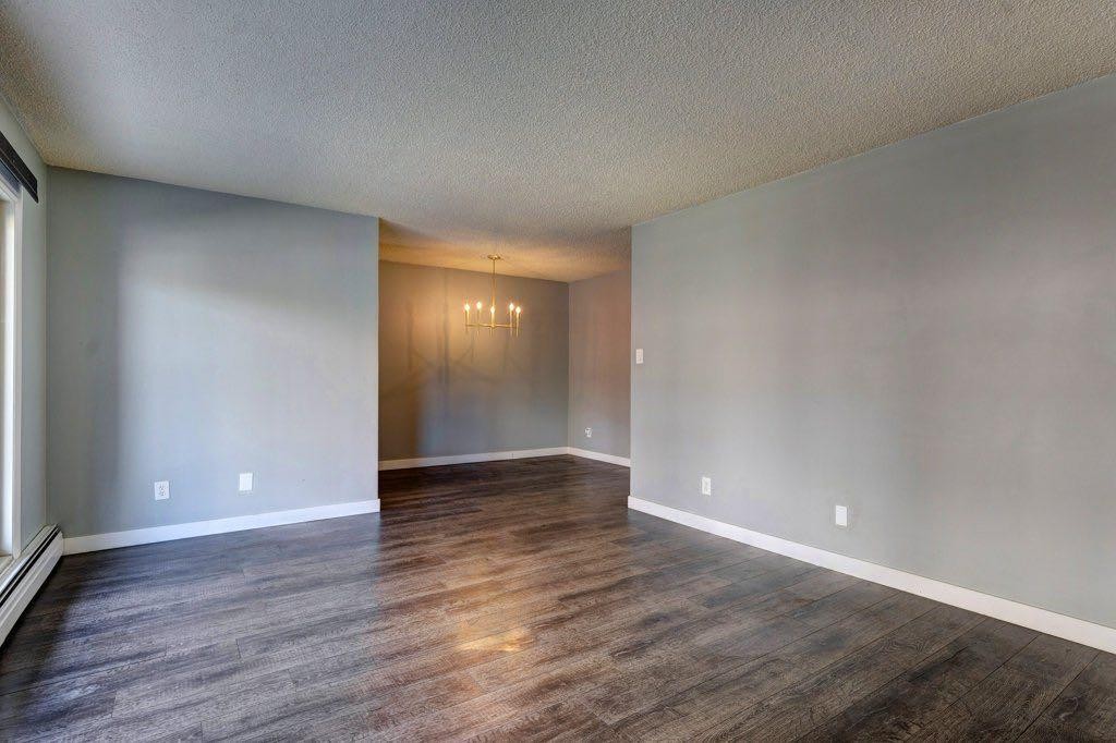 211-1335 12 Avenue Sw, Calgary, AB - Indoor Photo Showing Other Room