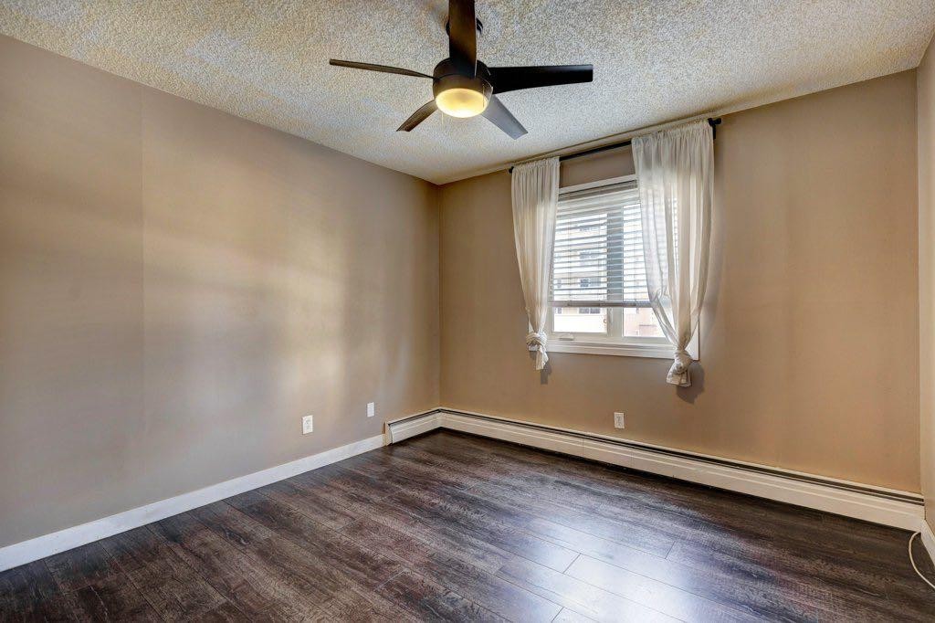 211-1335 12 Avenue Sw, Calgary, AB - Indoor Photo Showing Other Room