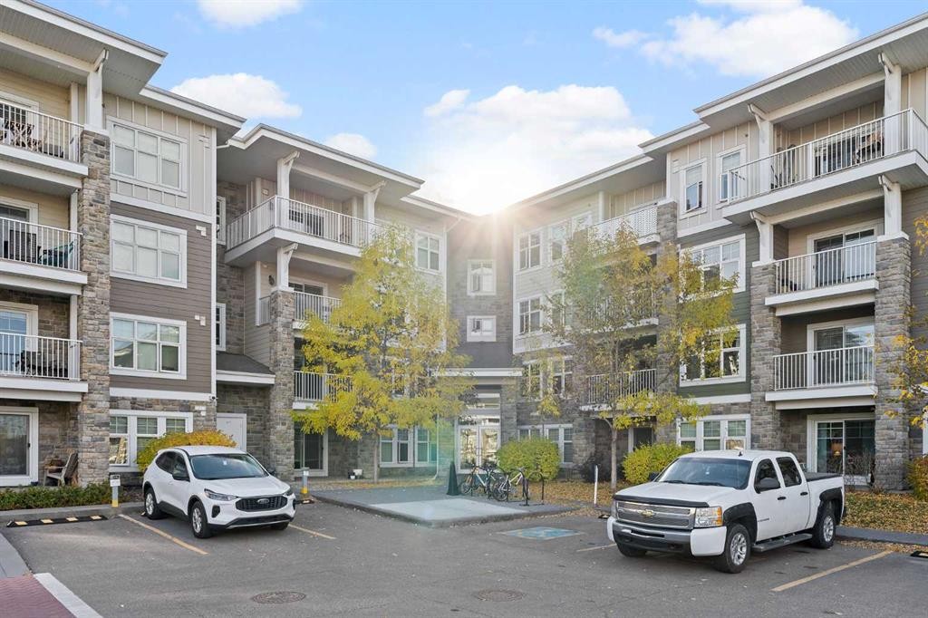 3407-11 Mahogany Row Se, Calgary, AB - Outdoor With Balcony With Facade