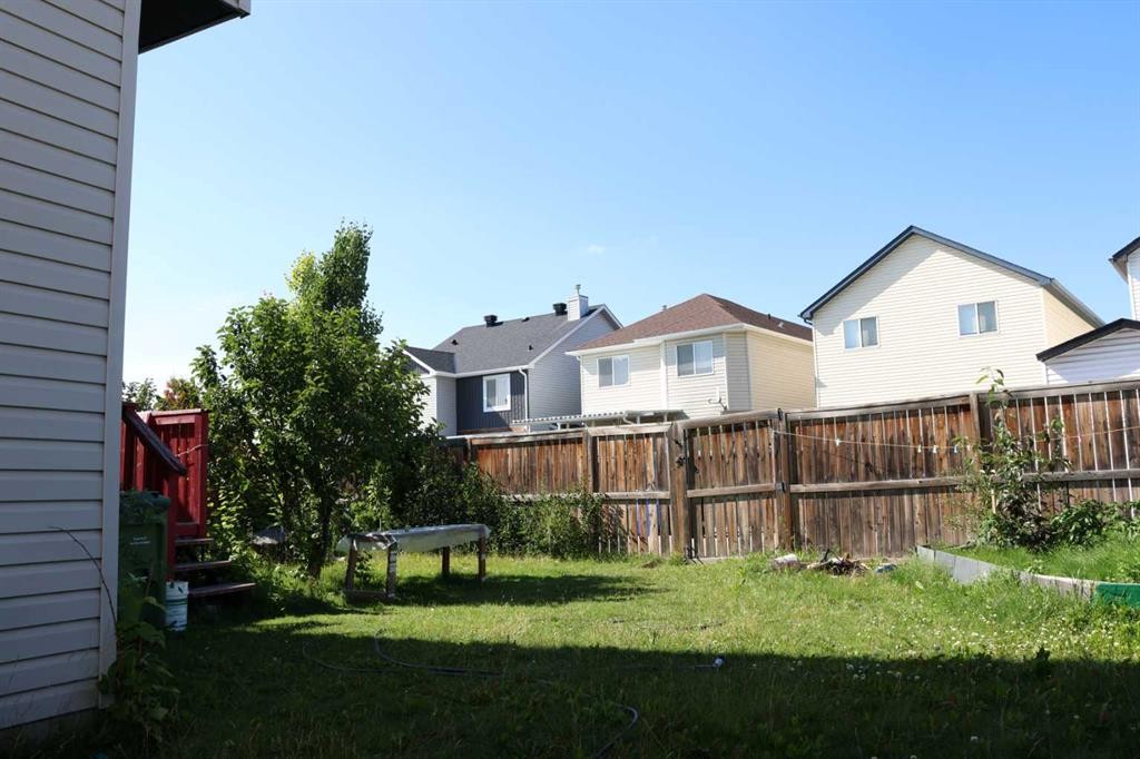 266 Martha'S Manor Ne, Calgary, AB - Outdoor With Exterior