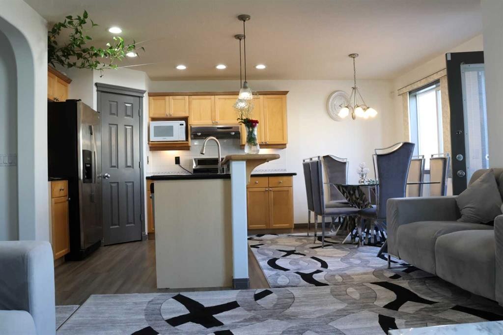 266 Martha'S Manor Ne, Calgary, AB - Indoor