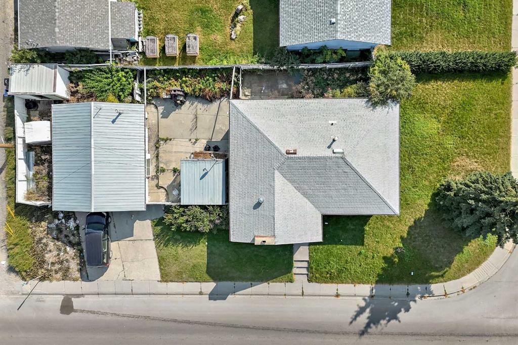 1502 49 Street Se, Calgary, AB - Outdoor