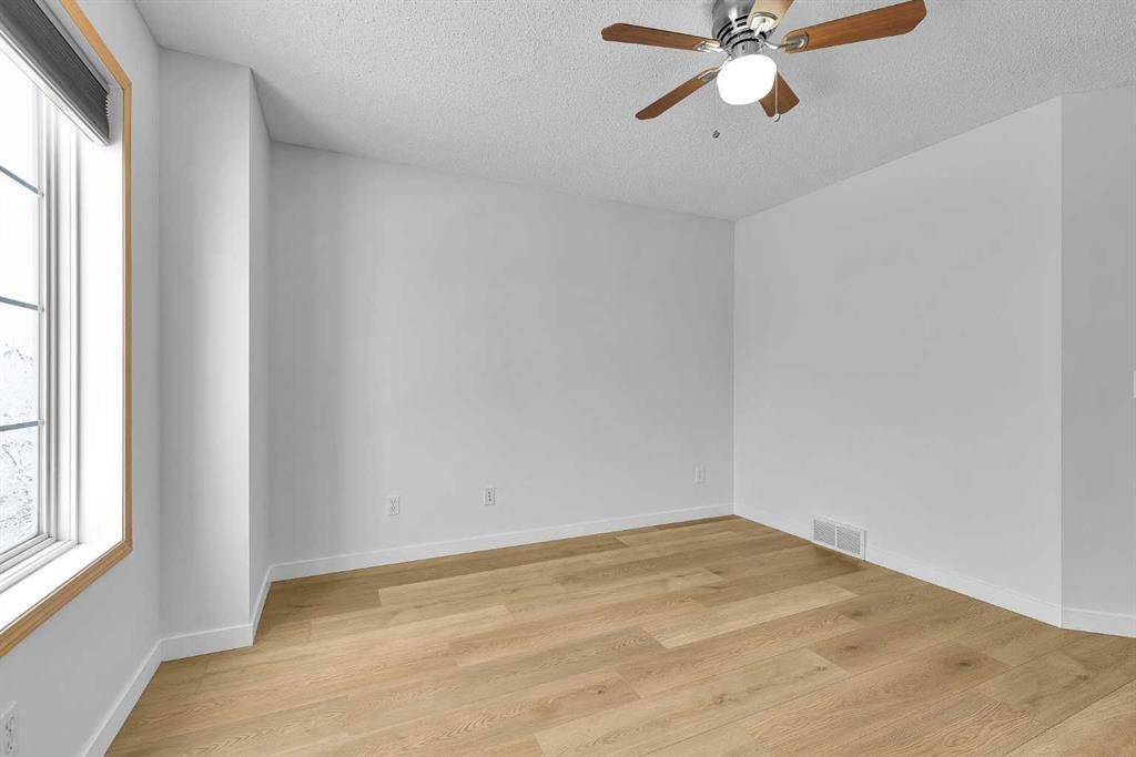 89 Covebrook Place Ne, Calgary, AB - Indoor Photo Showing Other Room