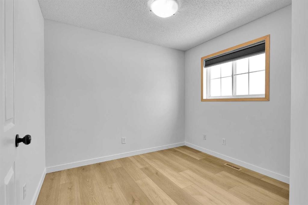 89 Covebrook Place Ne, Calgary, AB - Indoor Photo Showing Other Room