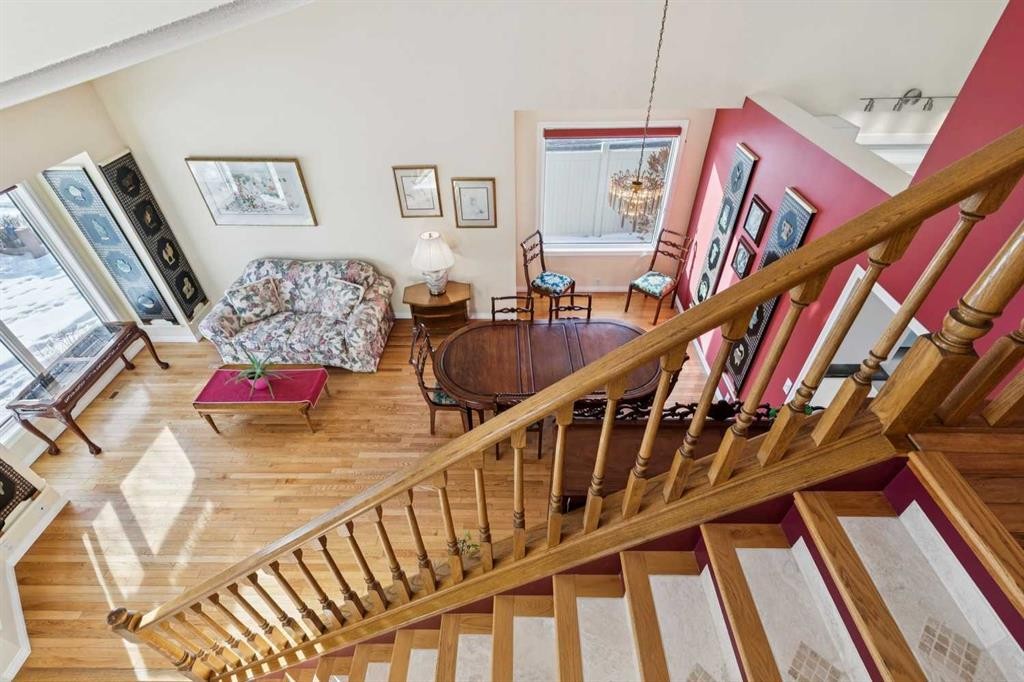 181 Woodford Drive Sw, Calgary, AB - Indoor Photo Showing Other Room