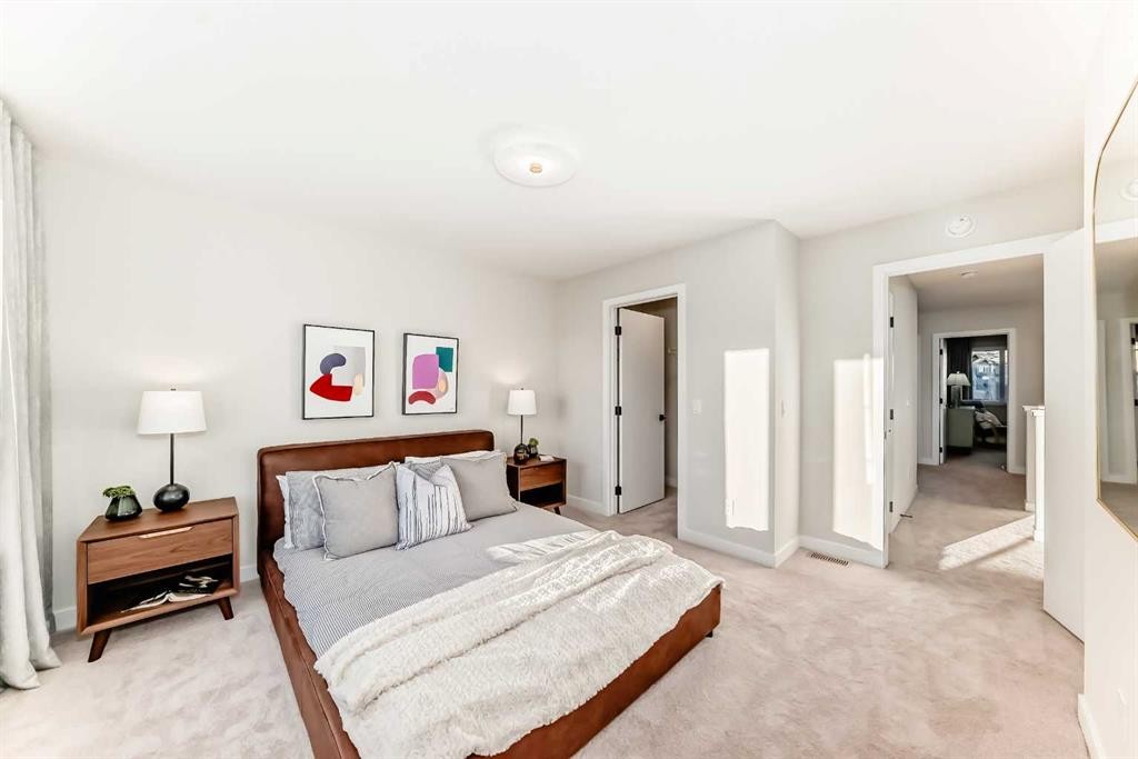 285 Cobblestone Gate, Airdrie, AB - Indoor Photo Showing Bedroom