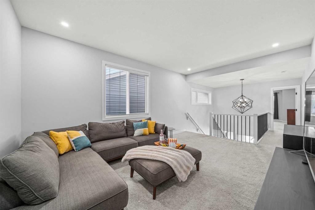 77 Sage Hill Crescent Nw, Calgary, AB