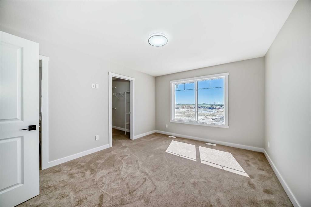 112 Belvedere Park Se, Calgary, AB - Indoor Photo Showing Other Room
