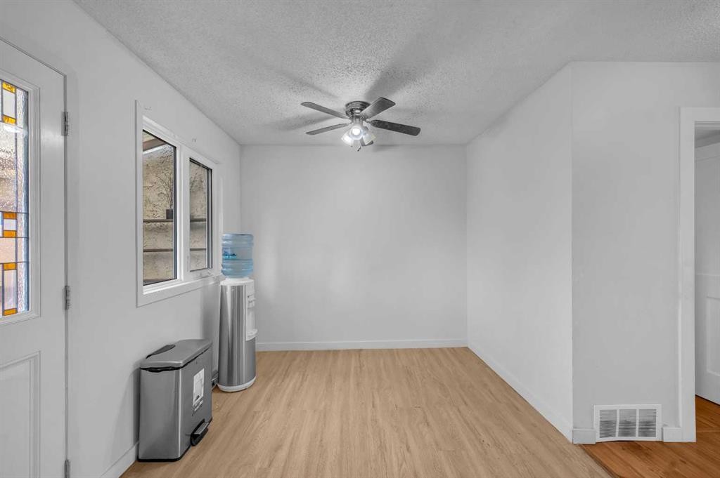 172 Templehill Drive Ne, Calgary, AB - Indoor Photo Showing Other Room