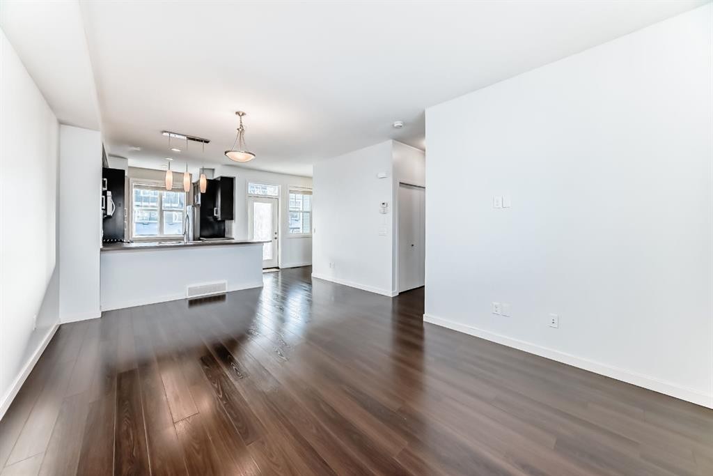 35 Nolan Hill Boulevard, Calgary, AB - Indoor