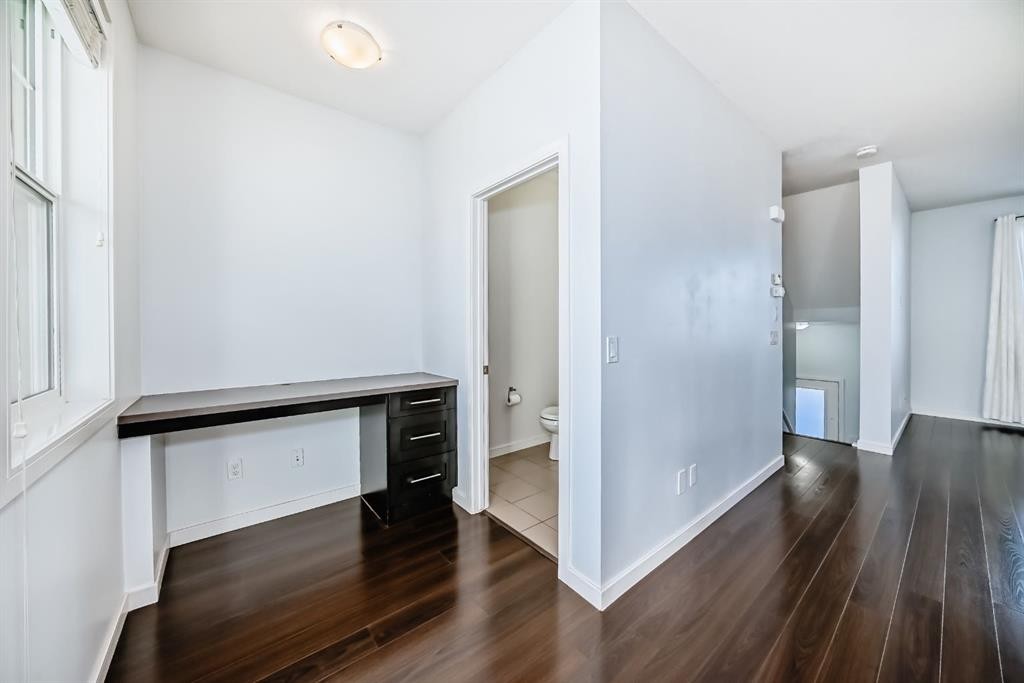 35 Nolan Hill Boulevard, Calgary, AB - Indoor Photo Showing Other Room