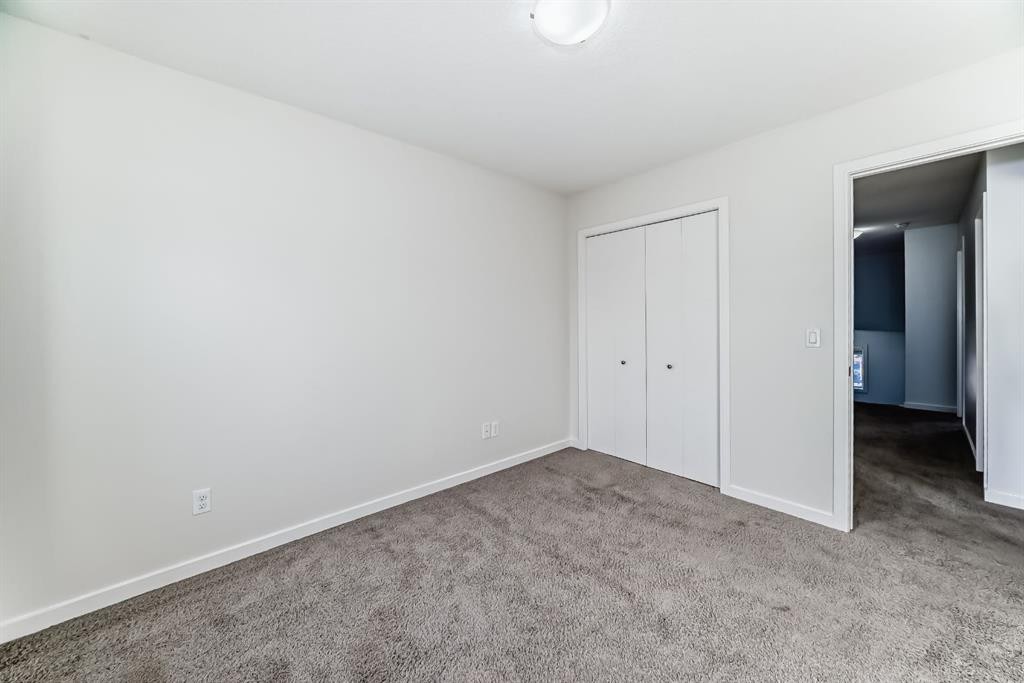35 Nolan Hill Boulevard, Calgary, AB - Indoor Photo Showing Other Room