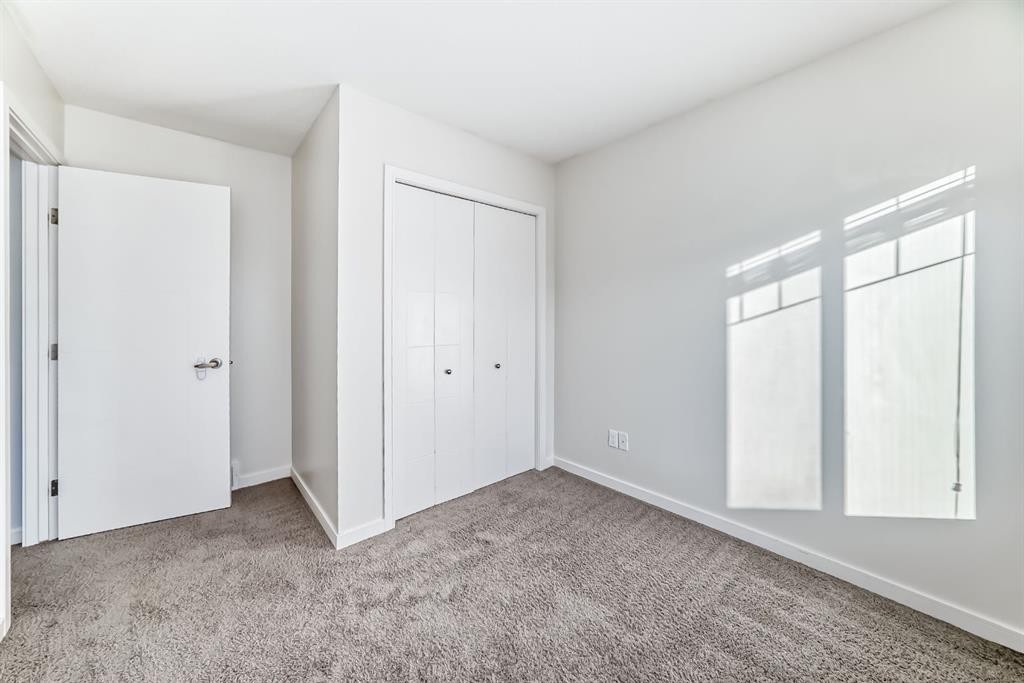 35 Nolan Hill Boulevard, Calgary, AB - Indoor Photo Showing Other Room