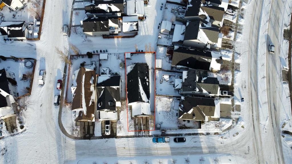 8 Copperfield Manor Se, Calgary, AB -