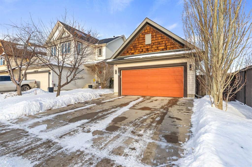 8 Copperfield Manor Se, Calgary, AB - Outdoor