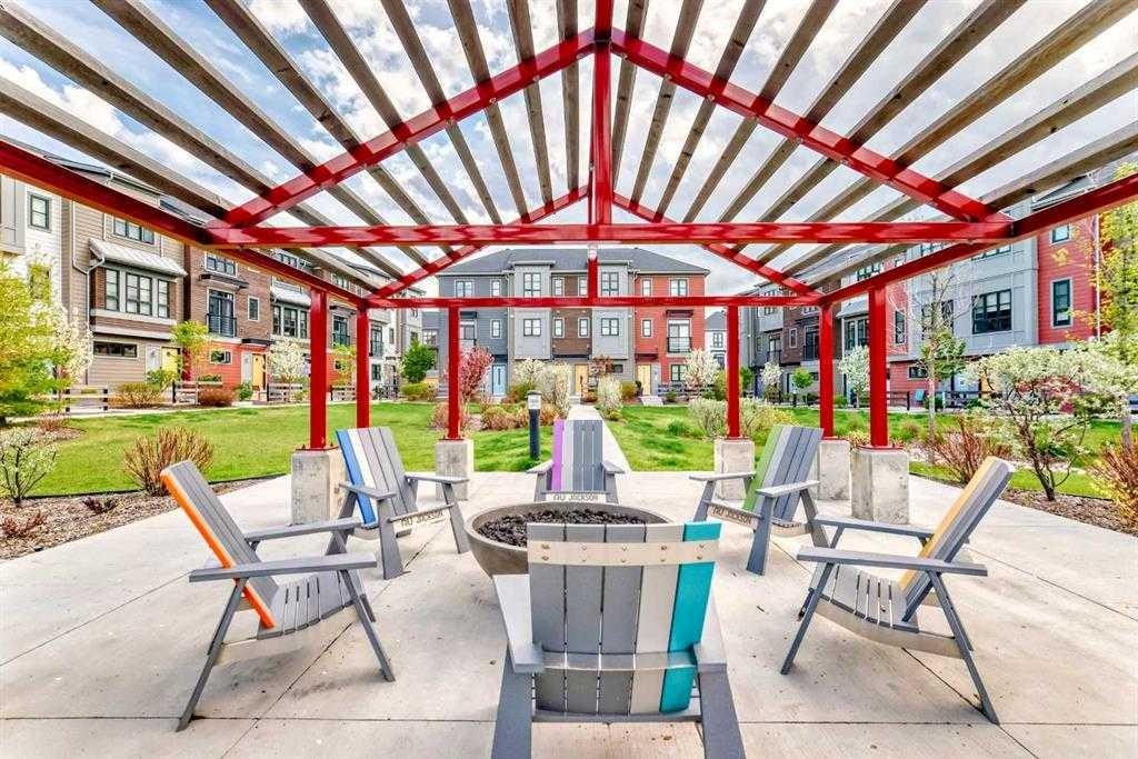 180 Walden Path Se, Calgary, AB -