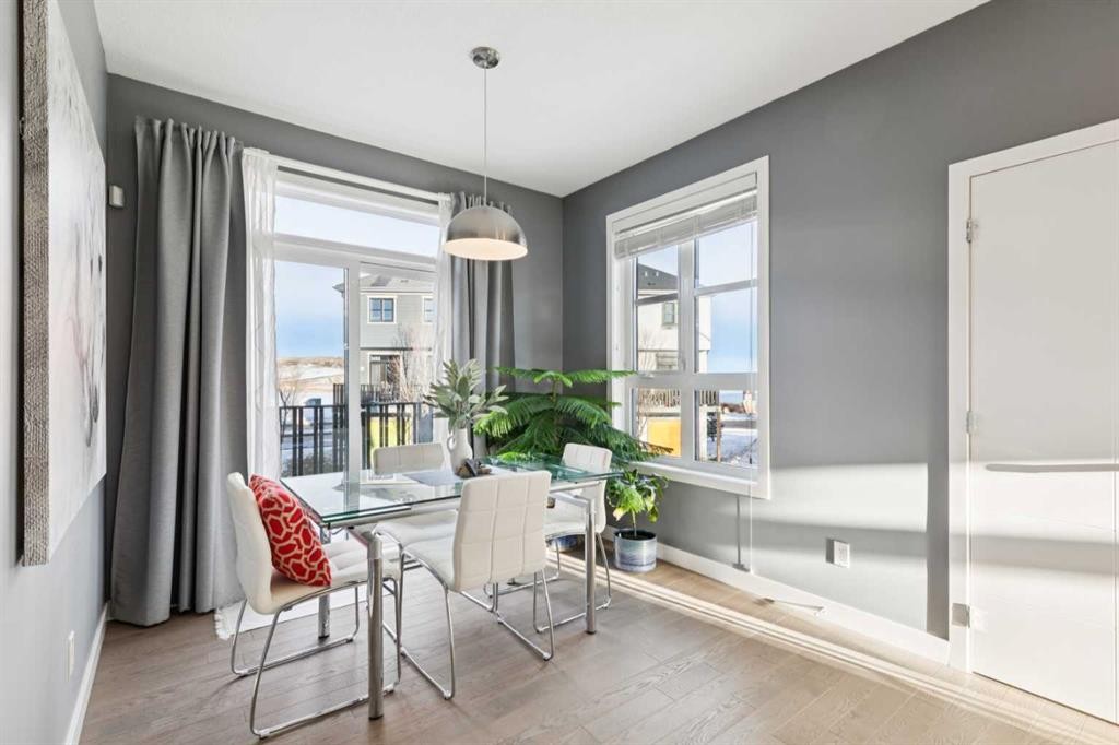 180 Walden Path Se, Calgary, AB - Indoor Photo Showing Dining Room