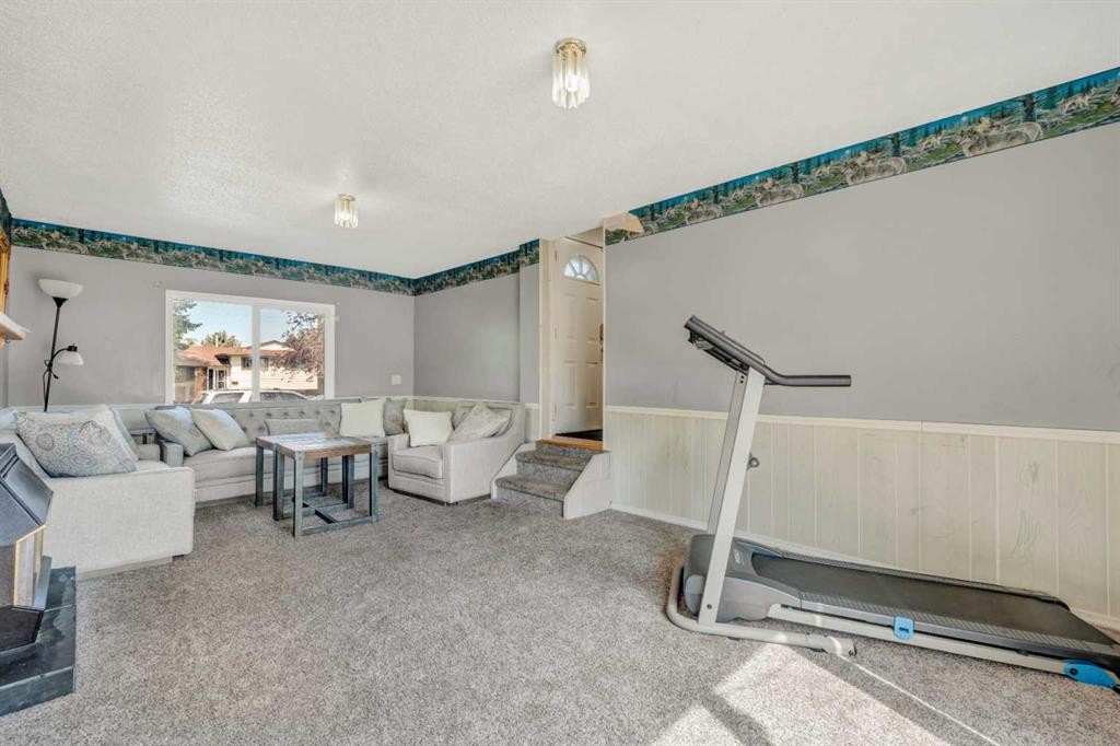 4771 Rundlehorn Drive Ne, Calgary, AB - Indoor