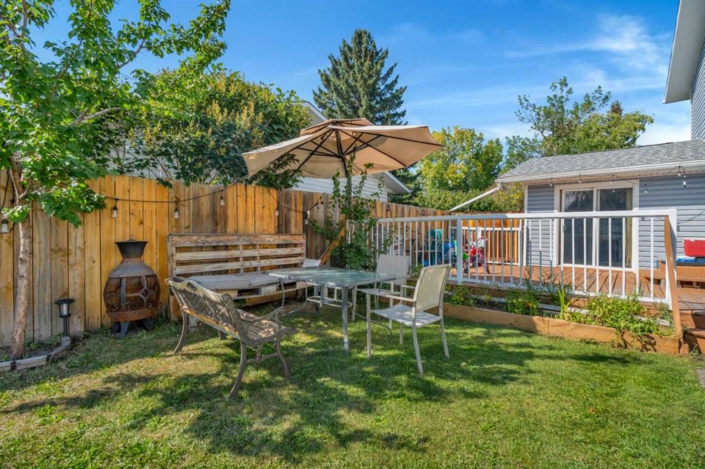 4771 Rundlehorn Drive Ne, Calgary, AB - Outdoor With Deck Patio Veranda