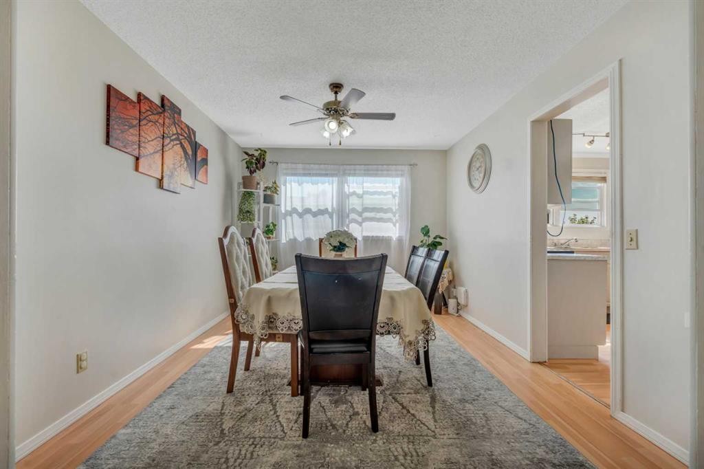 4771 Rundlehorn Drive Ne, Calgary, AB - Indoor Photo Showing Dining Room