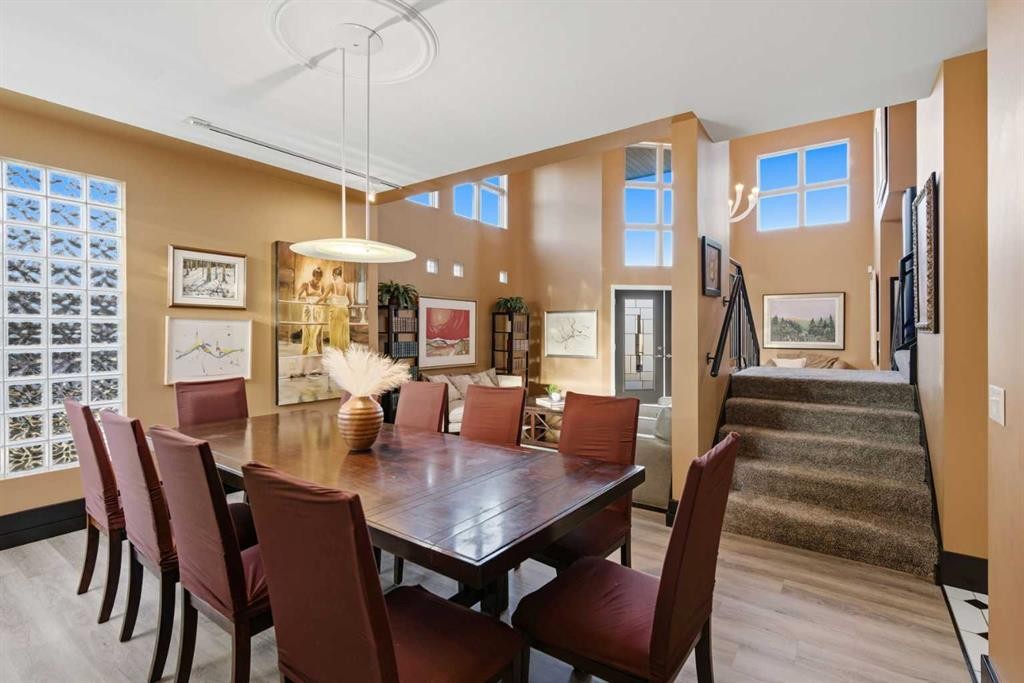 64 Patterson Mews Sw, Calgary, AB - Indoor Photo Showing Dining Room