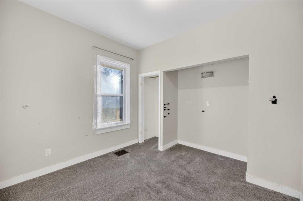 2158 22 Avenue, Didsbury, AB - Indoor Photo Showing Other Room