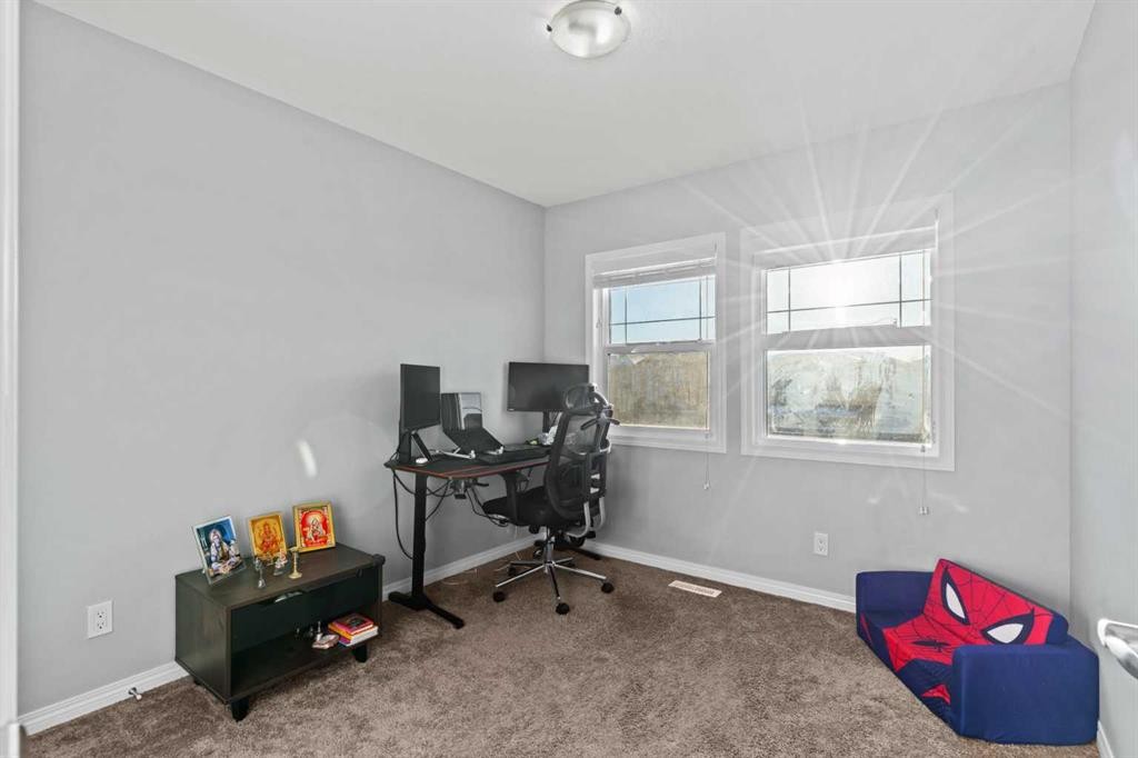 74 Legacy Glen Common Se, Calgary, AB - Indoor Photo Showing Office