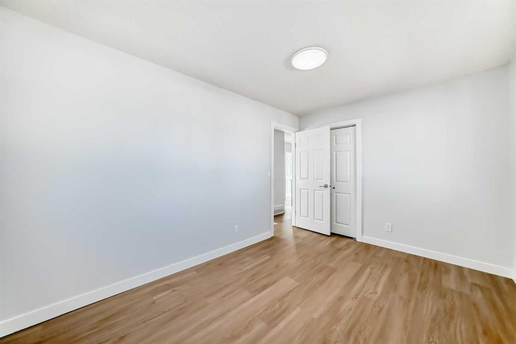 207 Pinecliff Way Ne, Calgary, AB - Indoor Photo Showing Other Room