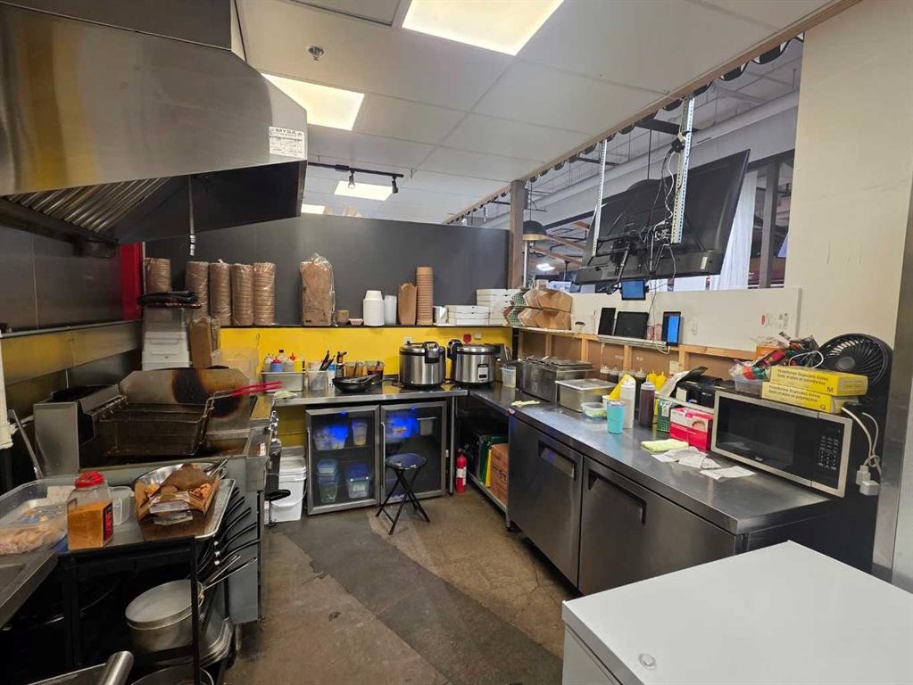 12445 Lake Fraser Drive, Calgary, AB