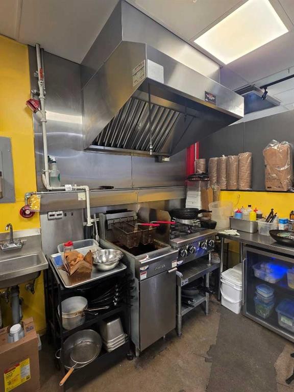 12445 Lake Fraser Drive, Calgary, AB