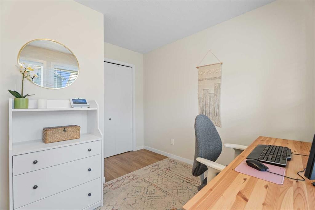 160 Copperleaf Way Se, Calgary, AB - Indoor Photo Showing Office