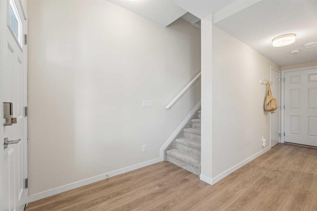 160 Copperleaf Way Se, Calgary, AB - Indoor Photo Showing Other Room