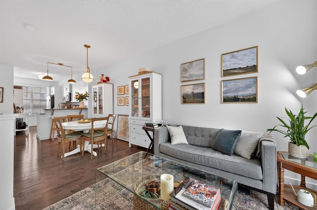 235 Ascot Circle Sw, Calgary, AB - Indoor Photo Showing Living Room