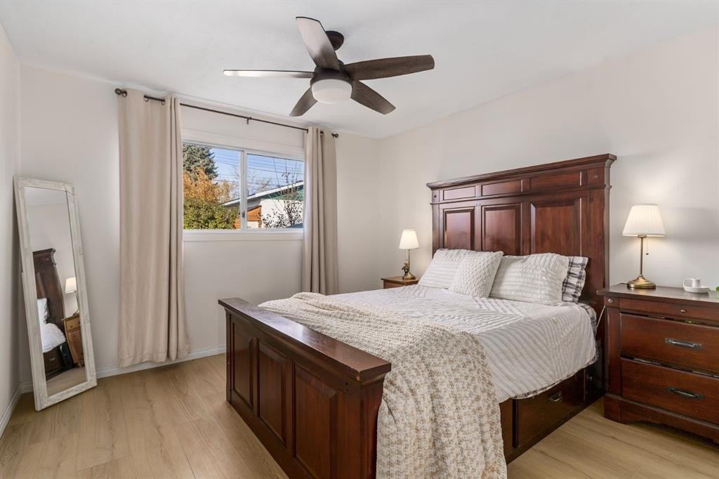 17 Aster Place Se, Airdrie, AB