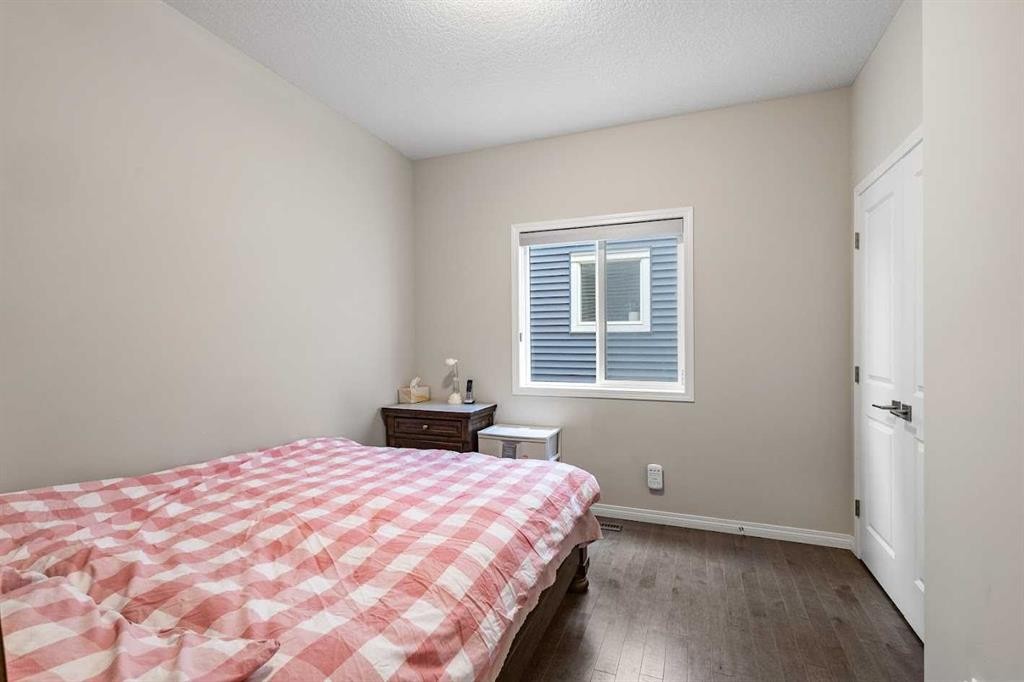 175 Howse Rise Ne, Calgary, AB - Indoor Photo Showing Bedroom