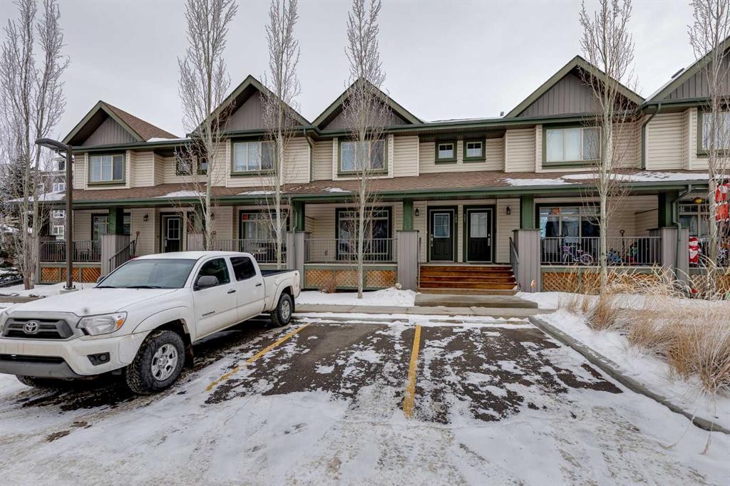 509-121 Copperpond Common Se, Calgary, AB - Outdoor With Facade