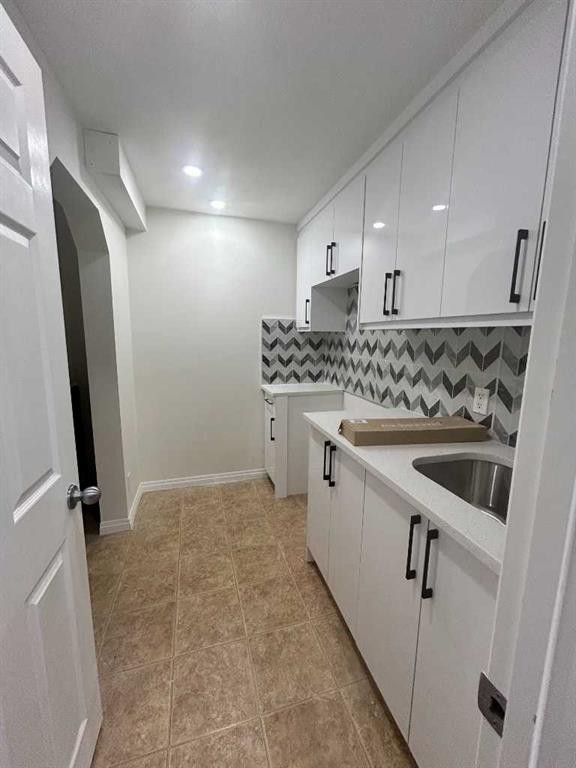 79 Saddlebrook Way Ne, Calgary, AB - Indoor Photo Showing Kitchen