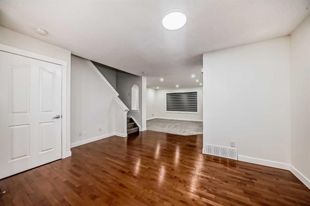 79 Saddlebrook Way Ne, Calgary, AB - Indoor Photo Showing Other Room