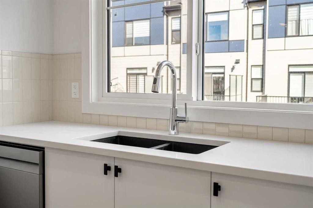 302-550 Seton Circle Se, Calgary, AB