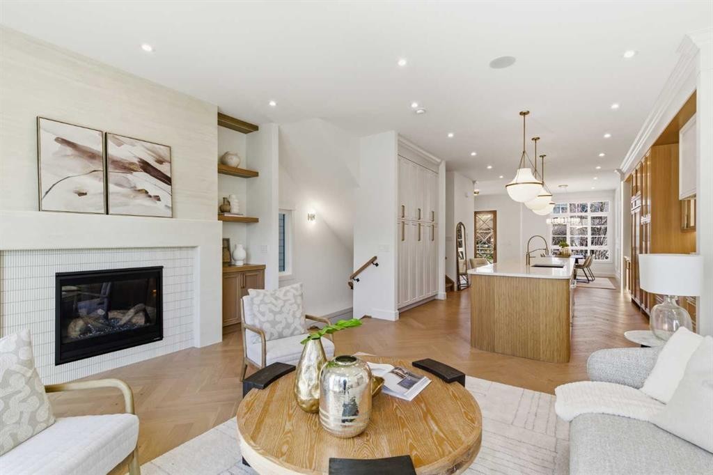 1739 48 Avenue Sw, Calgary, AB - Indoor Photo Showing Living Room With Fireplace