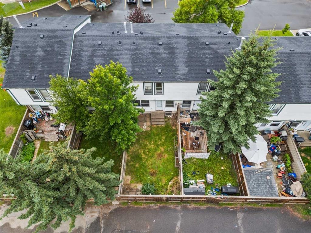 3-100 Pennsylvania Road Se, Calgary, AB - Outdoor With View