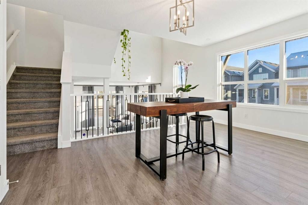 101 Lavender Manor Se, Calgary, AB - Indoor Photo Showing Dining Room