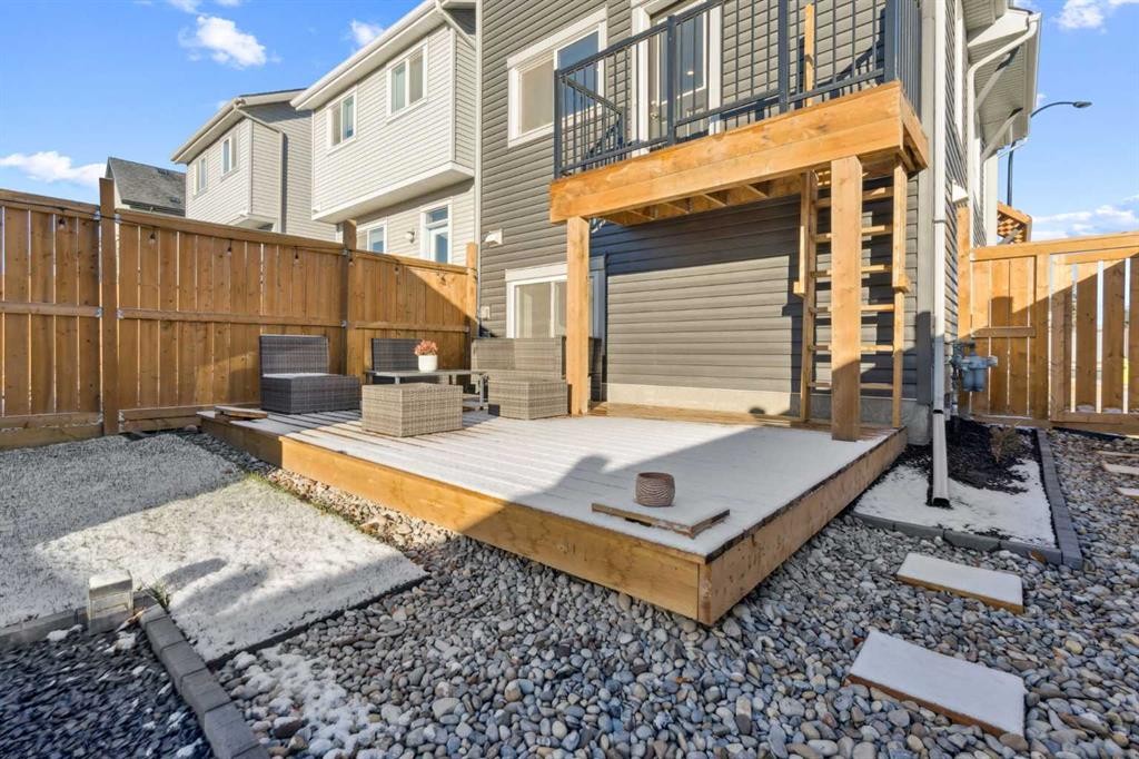 101 Lavender Manor Se, Calgary, AB - Outdoor With Exterior
