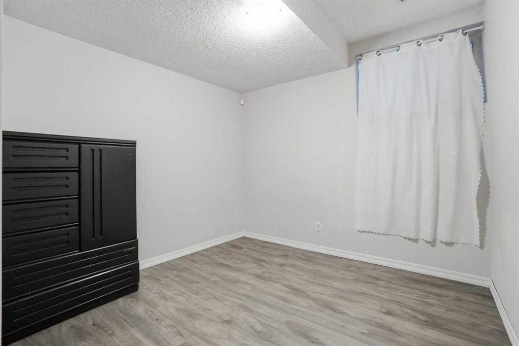 8 Taralake Way Ne, Calgary, AB - Indoor Photo Showing Other Room